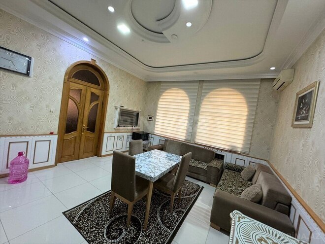 8 otaqlı həyət evi/bağ evi - Binəqədi r. - 650 m² (4)