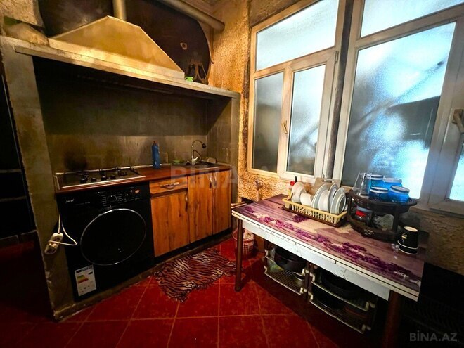 3-комн. вторичка - м. Сахил - 60 м² (1)