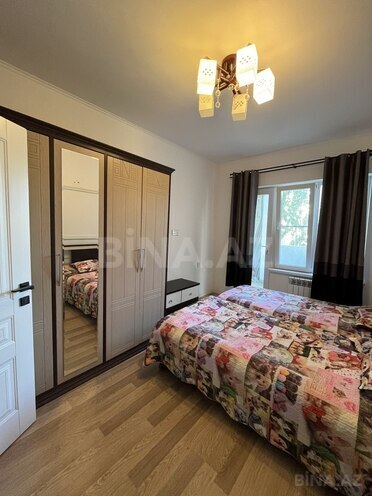 2 otaqlı köhnə tikili - İnşaatçılar m. - 50 m² (9)
