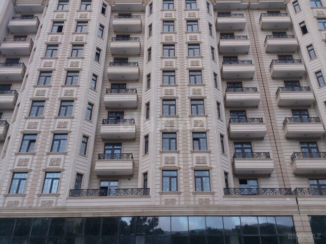 3 otaqlı yeni tikili - Nəsimi r. - 139 m² (1)