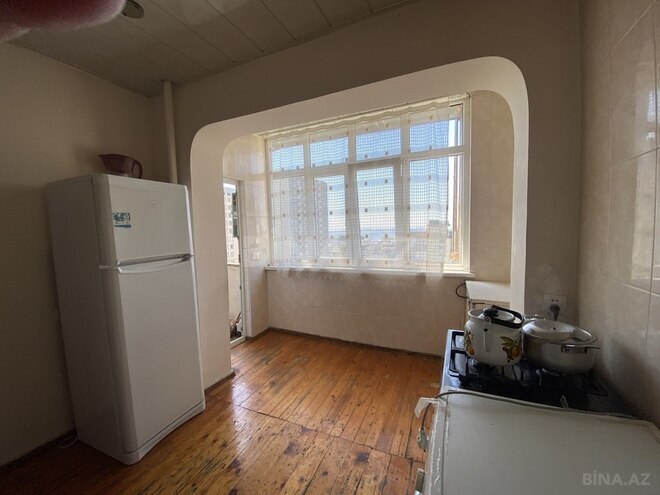 3 otaqlı köhnə tikili - Yeni Günəşli q. - 75 m² (7)