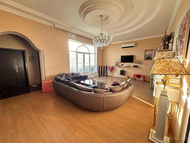 5 otaqlı həyət evi/bağ evi - Albalılıq q. - 260 m² (12)