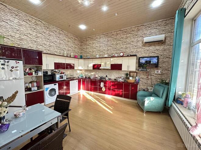 5 otaqlı həyət evi/bağ evi - Albalılıq q. - 260 m² (17)