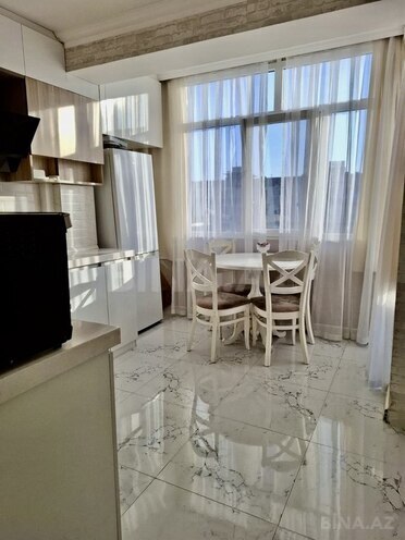 4 otaqlı köhnə tikili - İnşaatçılar m. - 110 m² (3)