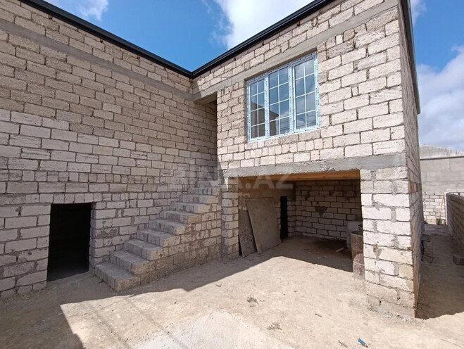 4 otaqlı həyət evi/bağ evi - Savalan q. - 110 m² (1)