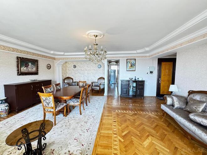 3-комн. вторичка - м. 28 мая - 120 м² (5)