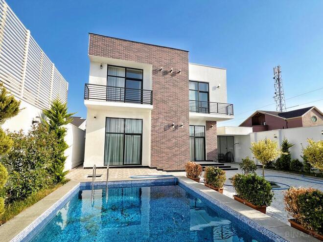 4 otaqlı həyət evi/bağ evi - Şüvəlan q. - 200 m² (1)