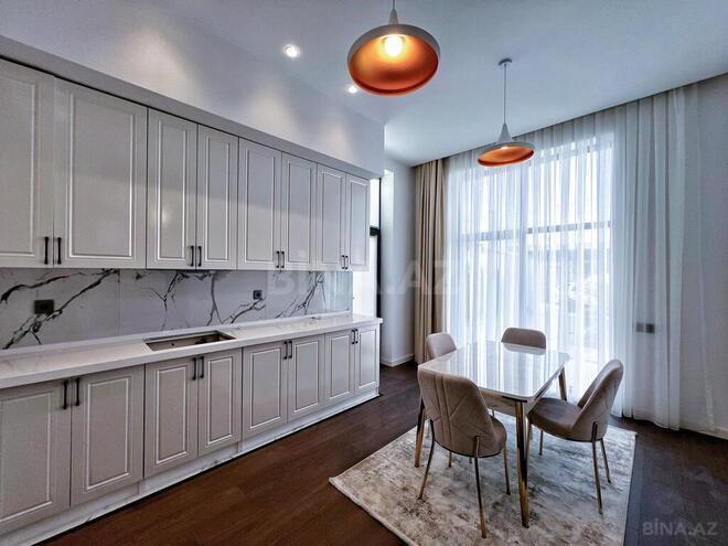4 otaqlı həyət evi/bağ evi - Şüvəlan q. - 200 m² (11)