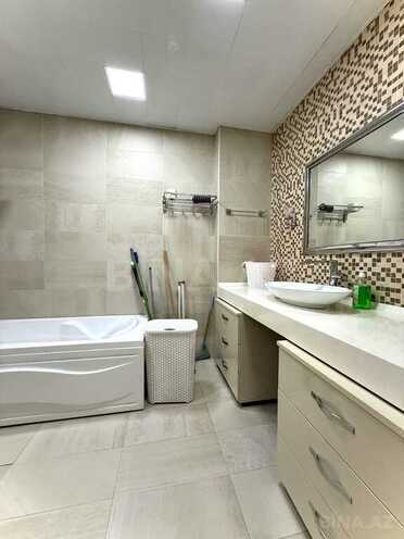 3-комн. новостройка - м. 8 ноября - 170 м² (19)