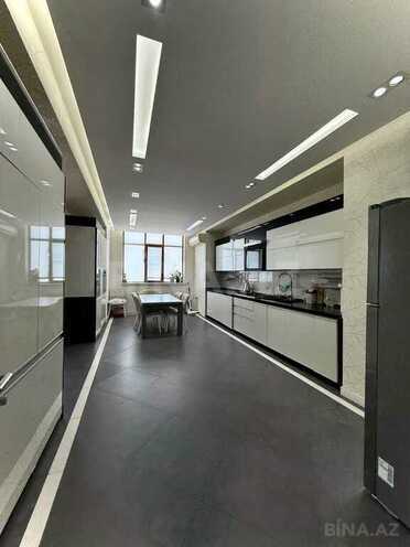3-комн. новостройка - м. 8 ноября - 170 м² (6)