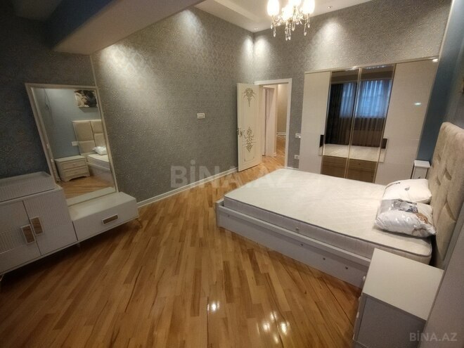 4 otaqlı yeni tikili - 7-ci mikrorayon q. - 185 m² (16)