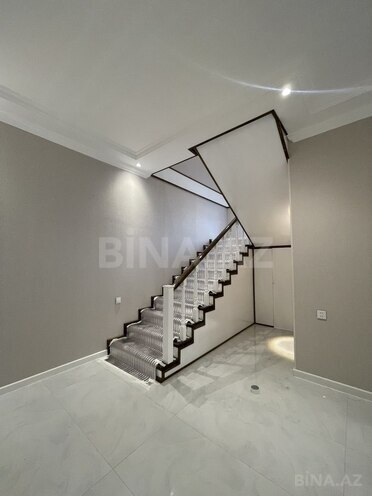 6 otaqlı həyət evi/bağ evi - Zabrat q. - 250 m² (9)