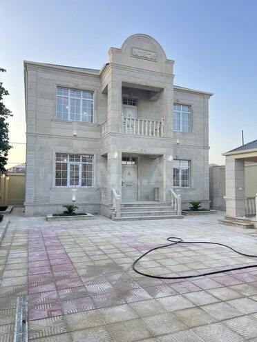 6 otaqlı həyət evi/bağ evi - Zabrat q. - 250 m² (1)