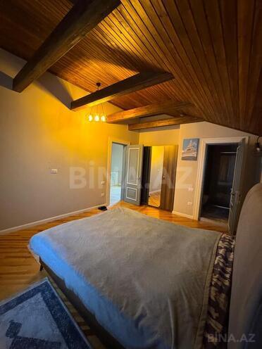 6 otaqlı həyət evi/bağ evi - Novxanı q. - 250 m² (19)