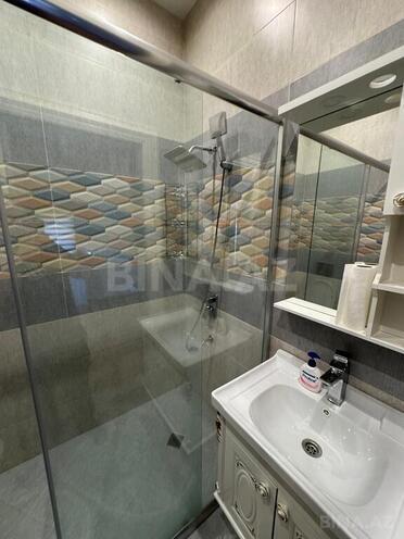 6 otaqlı həyət evi/bağ evi - Novxanı q. - 250 m² (17)