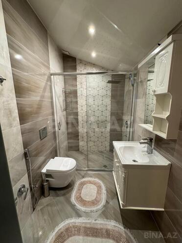 6 otaqlı həyət evi/bağ evi - Novxanı q. - 250 m² (20)