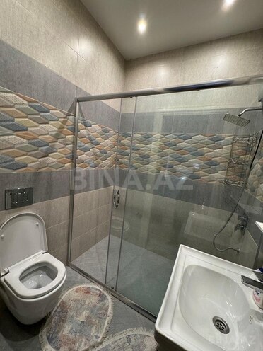 6 otaqlı həyət evi/bağ evi - Novxanı q. - 250 m² (16)