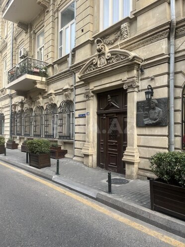 3-комн. вторичка - м. Сахил - 100 м² (3)