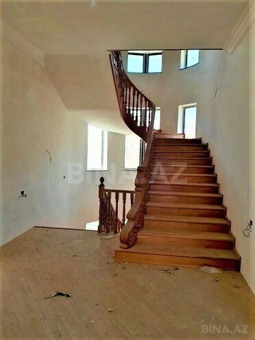 7 otaqlı həyət evi/bağ evi - Novxanı q. - 520 m² (20)