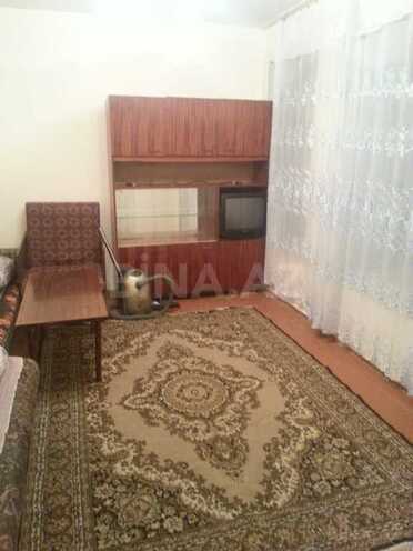 4 otaqlı həyət evi/bağ evi - Nizami m. - 60 m² (9)