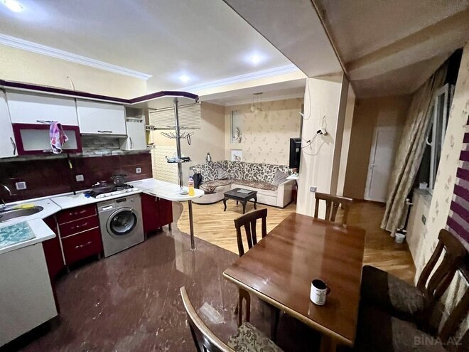 3 otaqlı yeni tikili - İnşaatçılar m. - 70 m² (3)