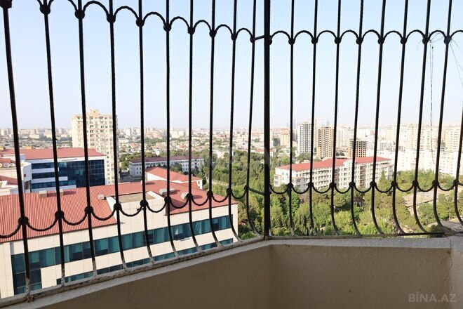 4 otaqlı yeni tikili - 8 Noyabr m. - 154 m² (24)