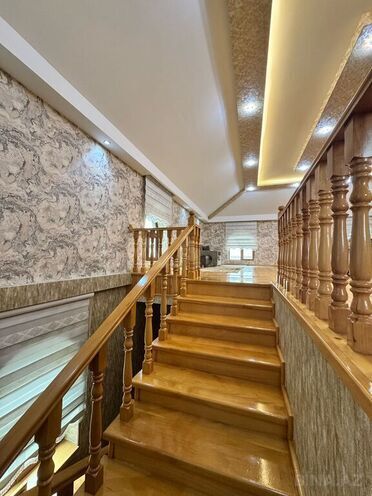 6-комн. дом/дача - пос. Локбатан - 300 м² (28)