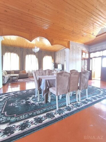 8 otaqlı həyət evi/bağ evi - Şüvəlan q. - 550 m² (10)