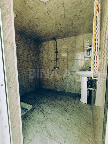 8 otaqlı həyət evi/bağ evi - Şüvəlan q. - 550 m² (19)
