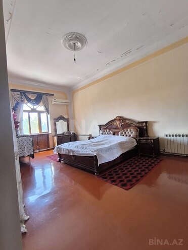 8 otaqlı həyət evi/bağ evi - Şüvəlan q. - 550 m² (14)