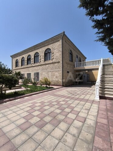 8 otaqlı həyət evi/bağ evi - Şüvəlan q. - 550 m² (3)