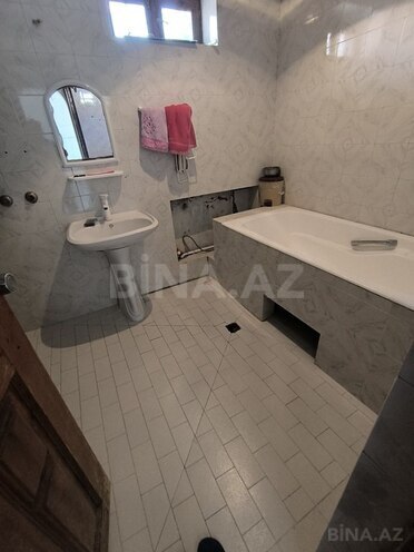 8 otaqlı həyət evi/bağ evi - Şüvəlan q. - 550 m² (16)