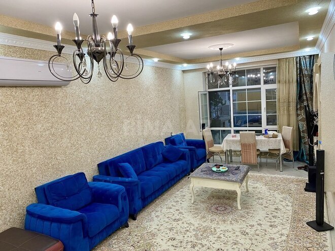5 otaqlı həyət evi/bağ evi - Novxanı q. - 450 m² (16)