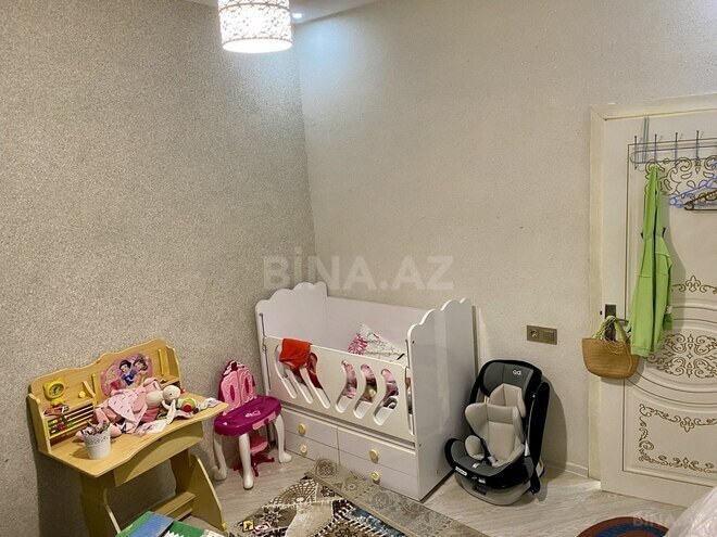 5 otaqlı həyət evi/bağ evi - Novxanı q. - 450 m² (18)