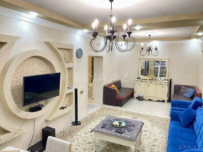 5 otaqlı həyət evi/bağ evi - Novxanı q. - 450 m² (15)