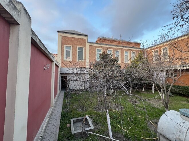 10-комн. дом/дача - пос. Биладжары - 400 м² (3)