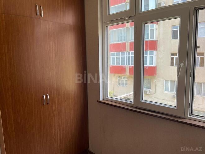 3-комн. вторичка - м. Нефтчиляр - 65 м² (2)