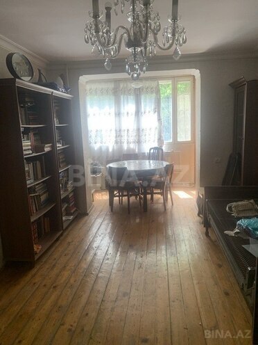 2 otaqlı köhnə tikili - İnşaatçılar m. - 50 m² (7)