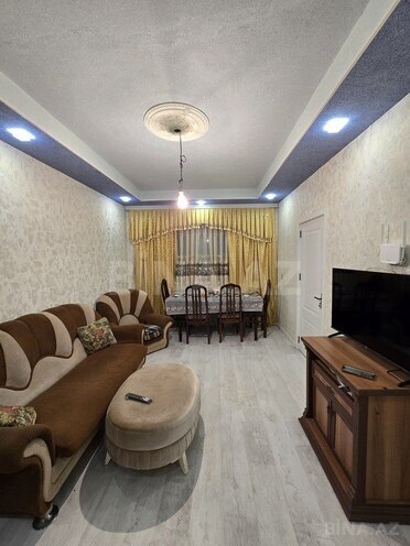 3 otaqlı köhnə tikili - Azadlıq Prospekti m. - 70 m² (1)