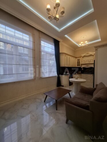 3 otaqlı köhnə tikili - 28 May m. - 150 m² (8)