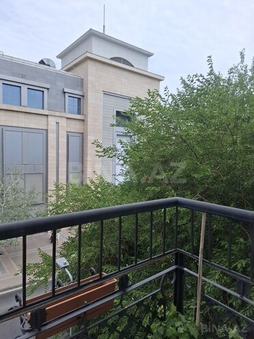 3 otaqlı köhnə tikili - 28 May m. - 150 m² (17)