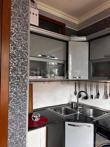 2 otaqlı köhnə tikili - Neftçilər m. - 65 m² (2)