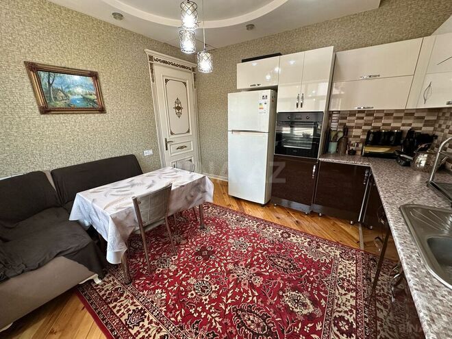 8 otaqlı həyət evi/bağ evi - Biləcəri q. - 300 m² (11)