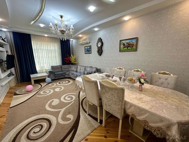8 otaqlı həyət evi/bağ evi - Biləcəri q. - 300 m² (1)