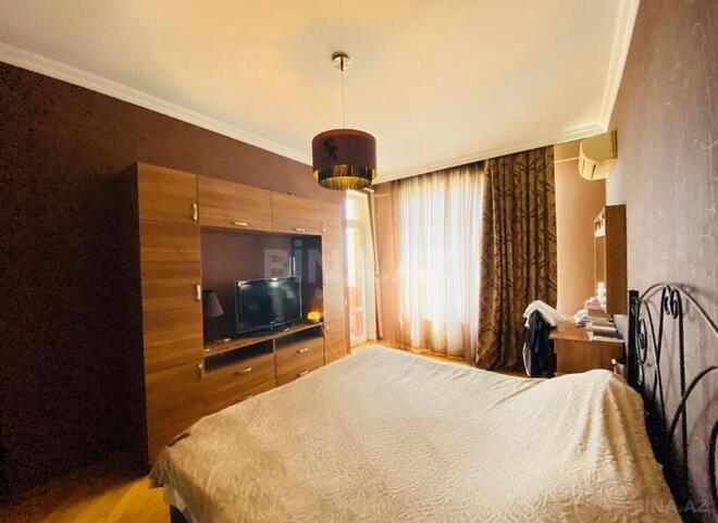 4-комн. новостройка - м. 8 ноября - 160 м² (13)