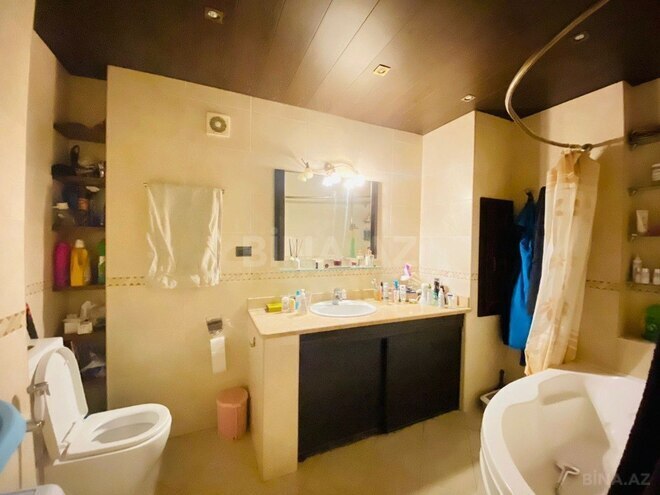 4-комн. новостройка - м. 8 ноября - 160 м² (29)