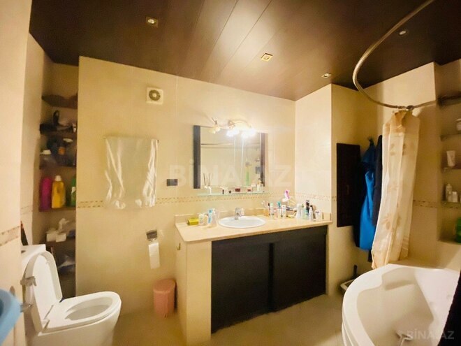 4-комн. новостройка - м. 8 ноября - 160 м² (28)