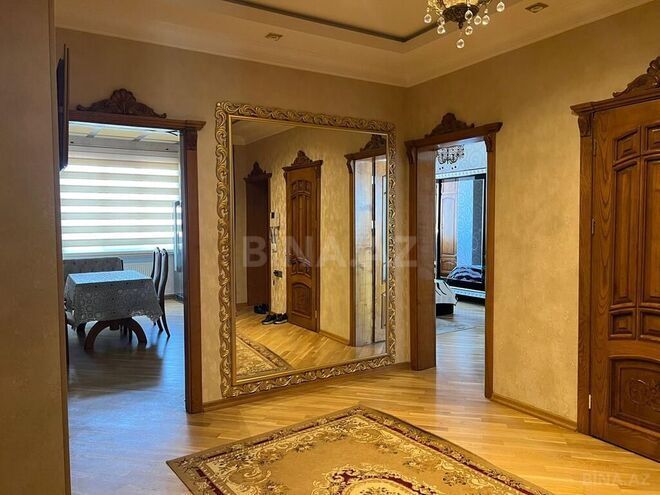 4 otaqlı yeni tikili - 8 Noyabr m. - 175 m² (3)