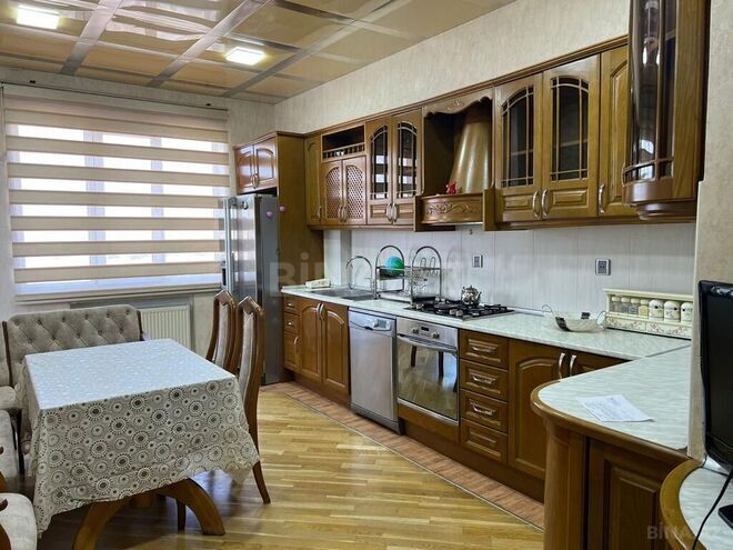 4 otaqlı yeni tikili - 8 Noyabr m. - 175 m² (9)