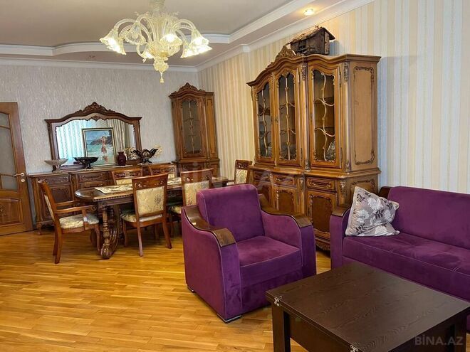 4 otaqlı yeni tikili - 8 Noyabr m. - 175 m² (2)